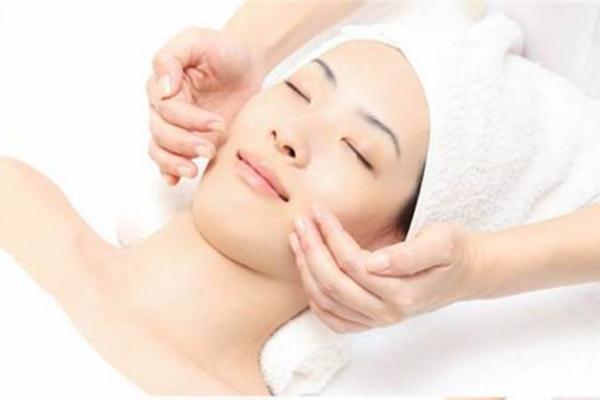 面部排毒会长痘痘吗 为什么皮肤不好的人要经常做脸部排毒 面部排毒会长痘痘吗 为什么皮肤不好的人要经常做脸部排毒