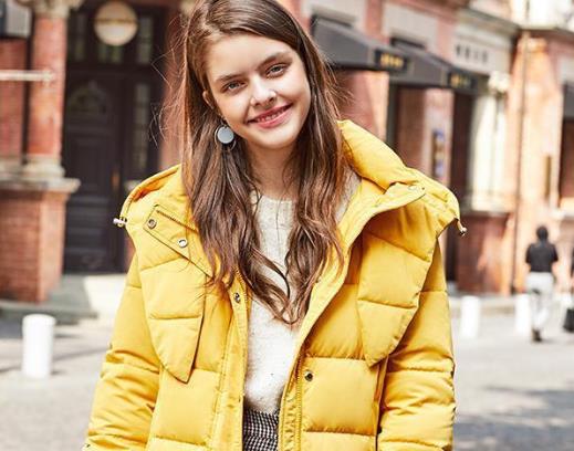 为什么轻薄的羽绒服更暖和?羽绒服太腥了是不是质量不好