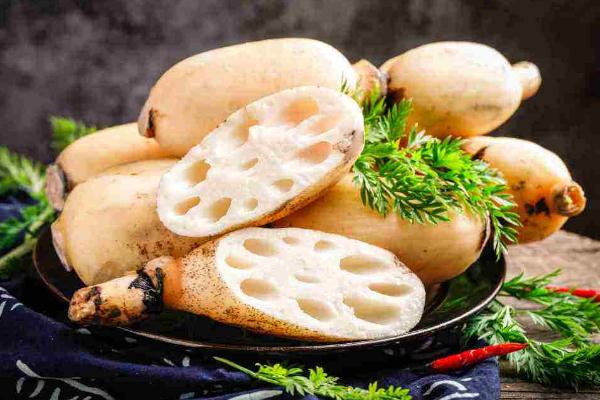 莲藕会加重湿气吗 女人吃藕有什么好处 莲藕会加重湿气吗 女人吃藕有什么好处