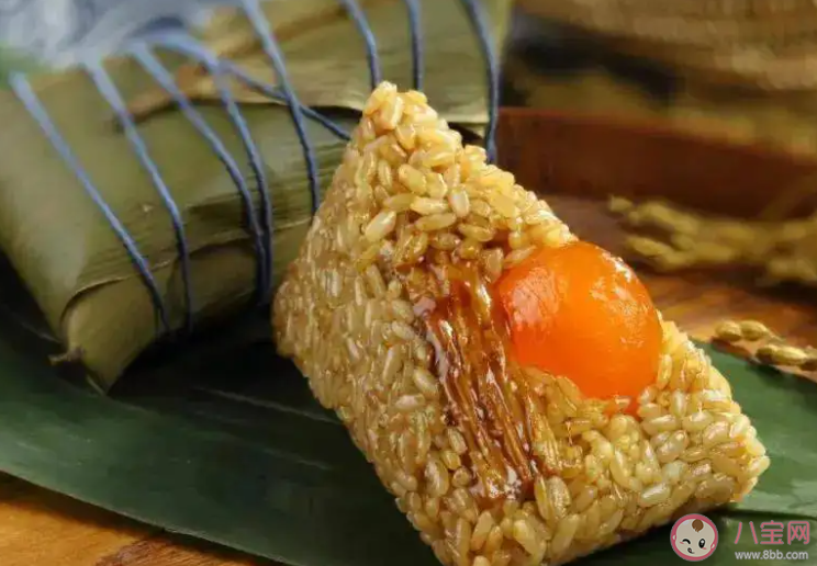 吃粽子有什么讲究 哪些人要少吃粽子 吃粽子有什么讲究 哪些人要少吃粽子