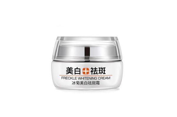 祛斑霜白天可以用吗 祛斑霜可以长期使用吗 祛斑霜白天可以用吗 祛斑霜可以长期使用吗