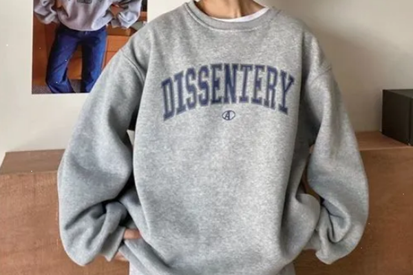 加绒卫衣可以改长短吗 加绒卫衣与毛衣哪个保暖 加绒卫衣可以改长短吗 加绒卫衣与毛衣哪个保暖