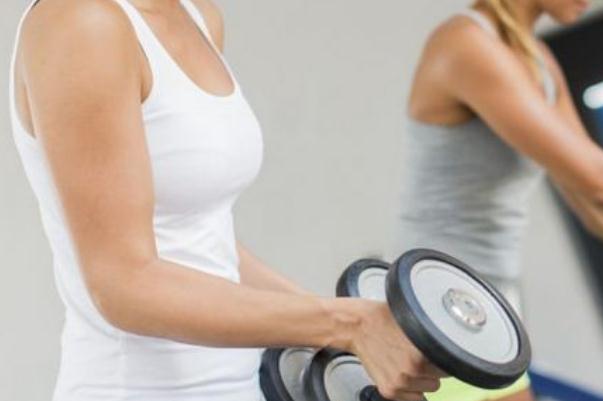 节食减肥会得厌食症吗 节食减肥对胃的伤害大吗 节食减肥会得厌食症吗 节食减肥对胃的伤害大吗