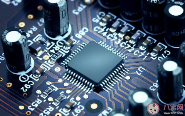 为什么说造芯片比造原子弹难多了 芯片生产过程是怎样的 为什么说造芯片比造原子弹难多了 芯片生产过程是怎样的