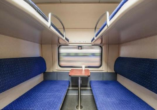 买卧铺怎么选下铺?火车卧铺床单被罩多久换一次