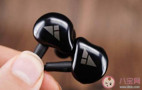 降噪耳机实用性大吗 降噪耳机到底有没有用 降噪耳机实用性大吗 降噪耳机到底有没有用