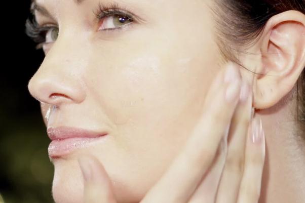 去角质有痘痘可以用吗 去角质有副作用吗 去角质有痘痘可以用吗 去角质有副作用吗