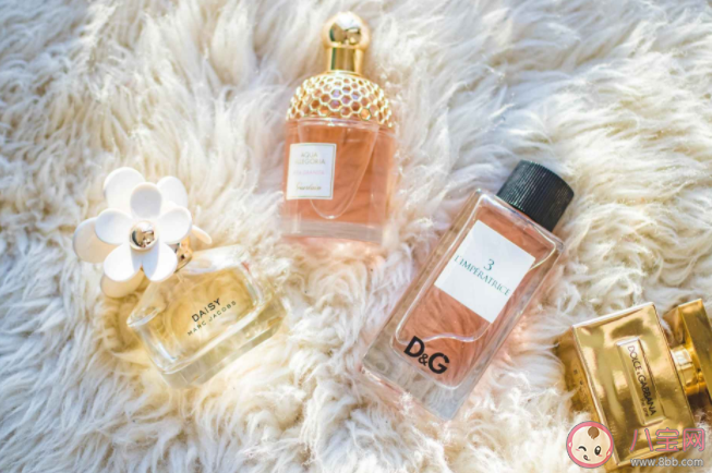 买香水要试香吗 试香的途径有哪些 买香水要试香吗 试香的途径有哪些