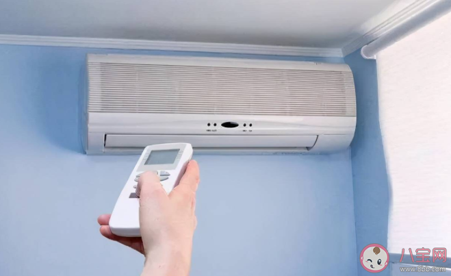 夏季空调应保持恒温吗 夏天吹空调多少度最省电 夏季空调应保持恒温吗 夏天吹空调多少度最省电