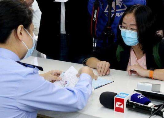 身份证24小时挂失电话多少?二代身份证网上补办平台在哪